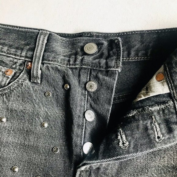 Levi’s Black Wedgie Short Cutoff Studded‎ Rhinestone Size 27 Button Fly - Picture 7 of 11